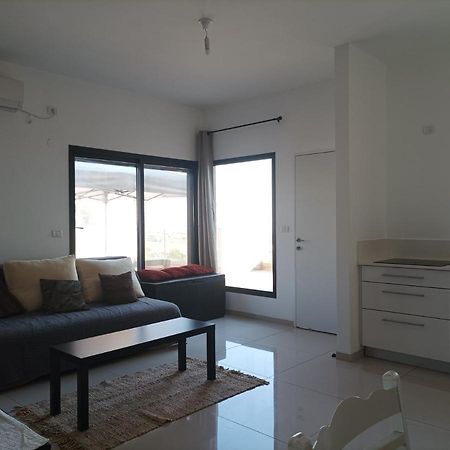 Appartement נוגה בגולן à Qaşrīn Extérieur photo