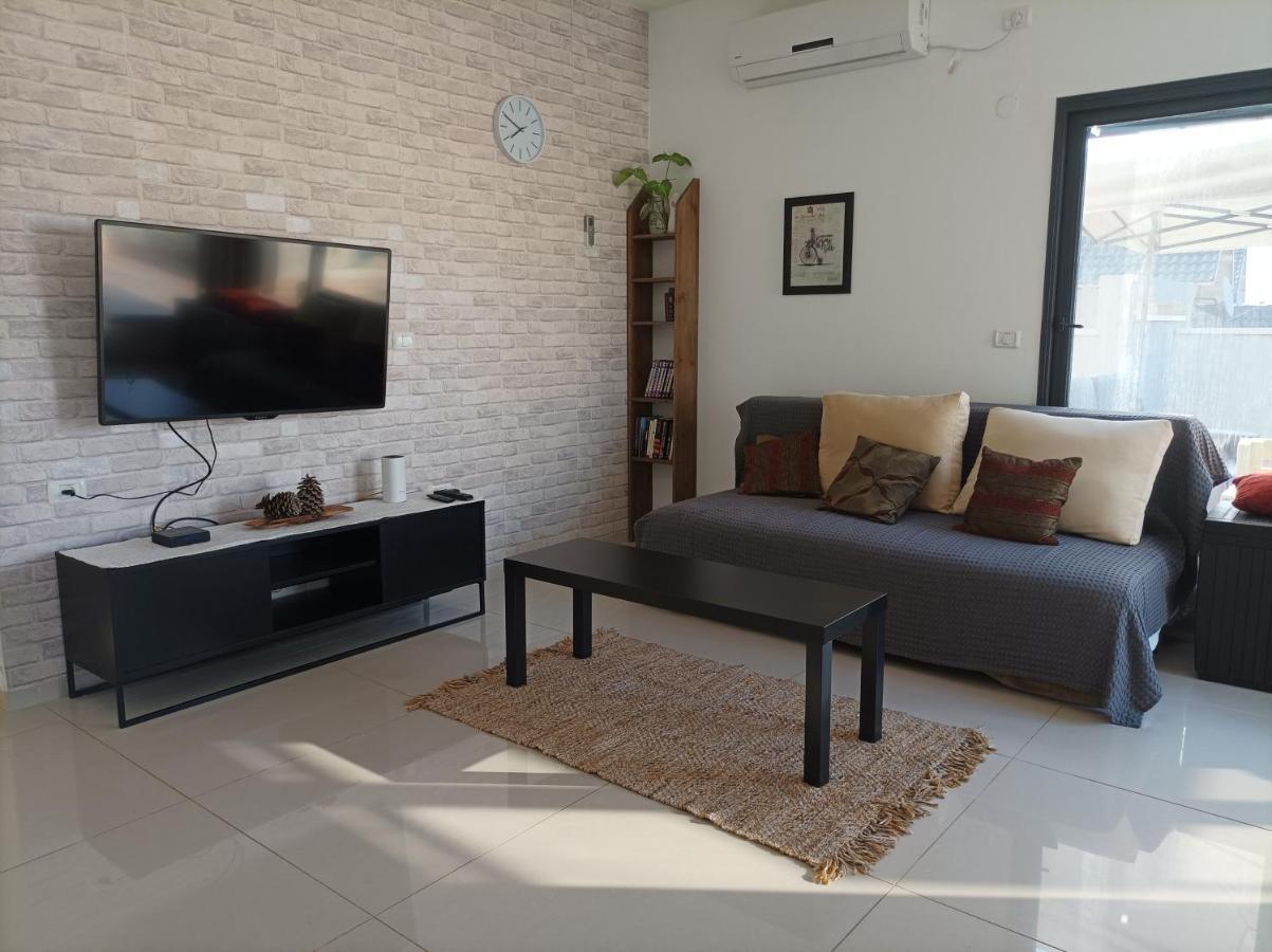 Appartement נוגה בגולן à Qaşrīn Extérieur photo
