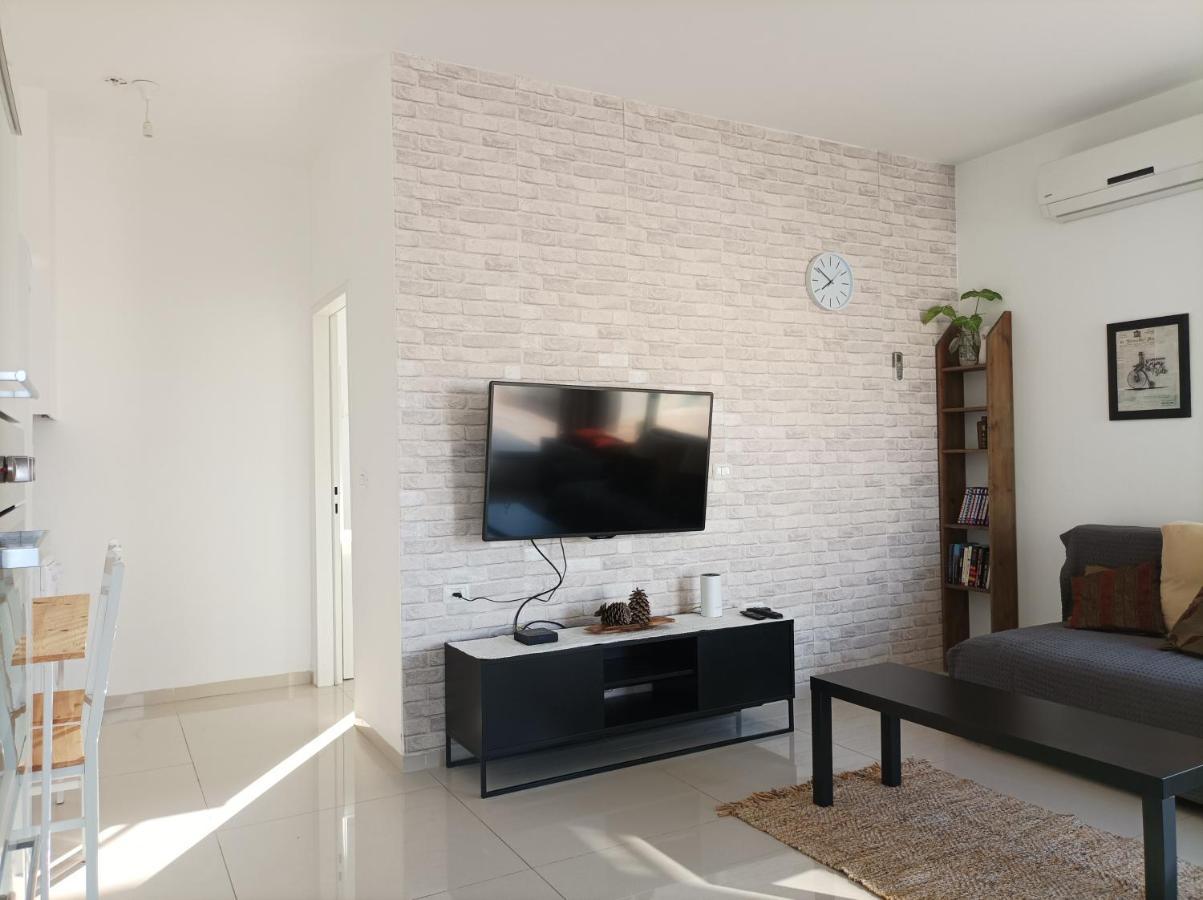 Appartement נוגה בגולן à Qaşrīn Extérieur photo